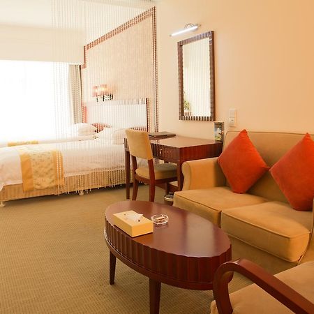 Starway Hotel Silver Zhuhai Exterior foto