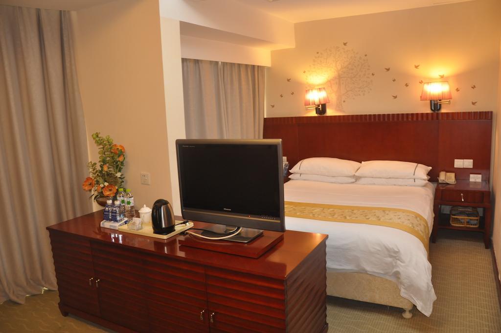Starway Hotel Silver Zhuhai Quarto foto